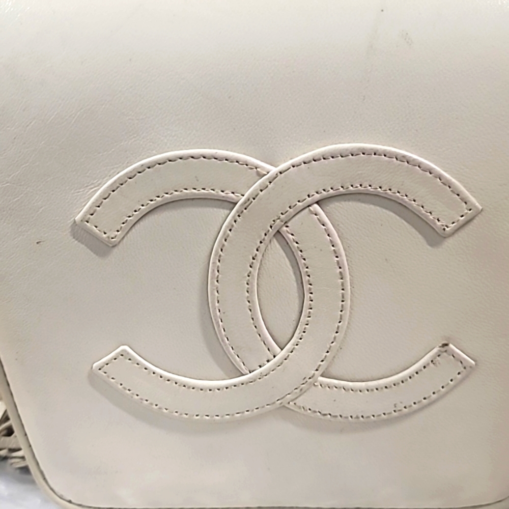 Chanel purse